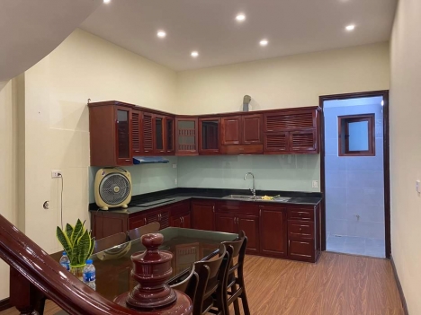 SIÊU HIẾM. Nhà HOÀNG NHƯ TIẾP 36m dân xây 5 tầng, 3 bước ra Phố