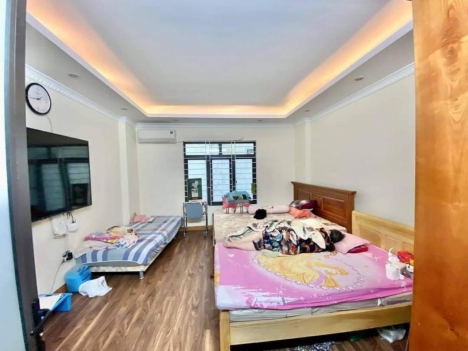 BÁN NHÀ PHỐ NGÕ QUỲNH: 30M2, 4 TẦNG, 3 NGỦ, MT 5M LÔ GÓC, 30M RA MẶT PHỐ. NHỈNH 4 TỶ
