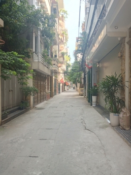 Bán lô đất vuông đẹp ngõ 89 Lạc Long Quân, Tây Hồ, oto tránh, kinh doanh