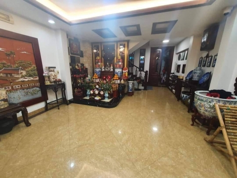 Bán NHà Riêng Tại Đường Nguyễn Trãi S76m_MT6m_9.5 tỷ Lô Góc, Ô Tô, KD