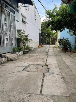 HXH ĐỔ CỬA, 2MẶT HẺM, NGAY TỈNH LỘ10, GẦN CHỢ BÀ HOM, 5PHÚT QUA KHU VIP TÊN LỬA, SỔ NỞ HẬU TÀI LỘC,