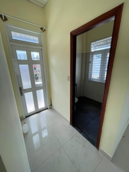 BÁN NHÀ SÁT KDC HIMLAM - NGANG KHỦNG HƠN 8M - CHỈ 6 TỶ NHỈNH