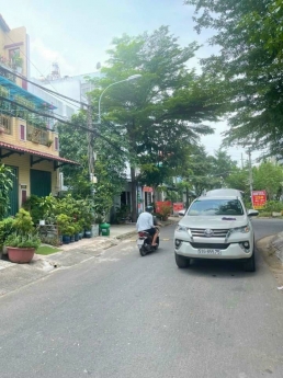 ĐẤT ĐẸP KHU NHÀ LẦU .GIÁ TỐT NHẤT BÌNH TÂN