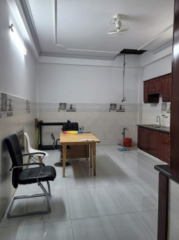 MẶT TIỀN ĐỐI DIỆN CÔNG VIÊN, ĐƯỜNG NHỰA Ô TÔ TRÁNH VỈA HÈ RỘNG ĐỔ XE THOẢI MÁI, SỔ VUÔNG VỨC, NHÀ