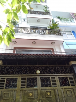 NHÀ SIÊU ĐẸP 5 TẦNG,  CÔNG VIÊN LÀNG HOA GÒ VẤP, NGANG 5M - HXH, CHỈ 8.4 TỶ