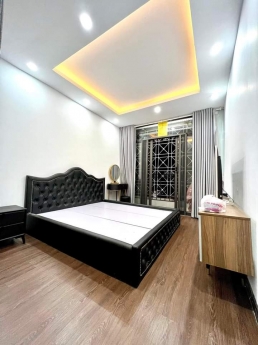 Nhà đẹp ở ngay, cách phố 120m, ngõ 335 Xuân Đỉnh 32m, MT 4.1m, 5 tầng, giá 4.05 tỷ