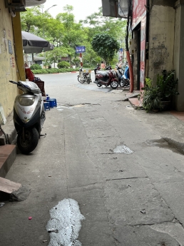 Bán nhà siêu to giá nhỏ,Trần Khát Chân,Hai Bà Trưng,kinh doanh, 25m2, Mt 5,5m, nhỉnh 1,8tỷ. .