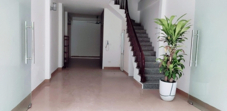 PHÂN LÔ GIẾNG SEN,KHÔNG LỖI PHONG THỦY , 6 TẦNG THANG MÁY , 50M SỔ