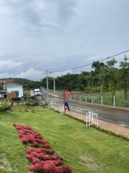 Cần bán 174m2 đất thổ cư sổ sẵn sang tên ngay giá 1.2 tỷ. Có vườn sầu riên trên đất