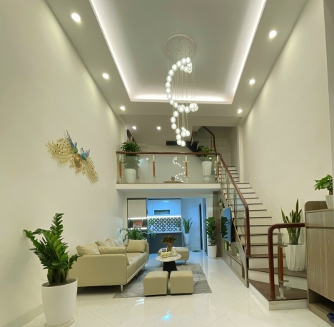 Nhà Phùng Khoang Triều Khúc Q. Thanh Xuân ô tô gần phố 40m2 x 5 tầng 4.4 tỷ