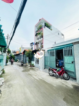 H6M Ô TÔ VÀO NHÀ, ĐÔNG HƯNG THUẬN Q12, DT LỚN 90M2, NHỈNH 4 TỶ.