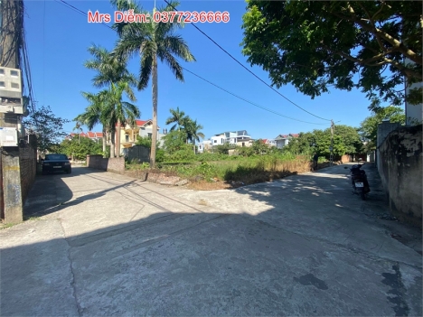 Bán 51.7m đất lô góc giá 48 triệu ngay sát đường đôi Lê Hữu Tựu, Nguyên Khê, Đông Anh