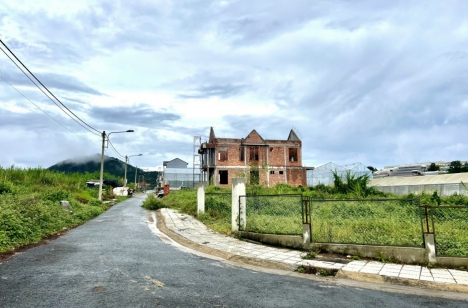 Cần bán lô đất biệt lập khu dân cư Nguyễn Hữu Cầu, Phường 12, TP. Đà Lạt, giá 8,6 tỷ