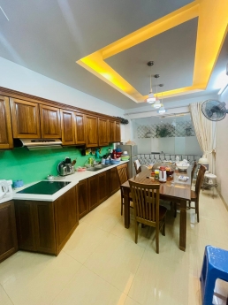 Bán NHà Đống Đa Xã Đàn Hoàng Cầu.43m2 4 tầng mặt 3.6m. oto kinh doanh ngõ thông giá nhỉnh 5ty
