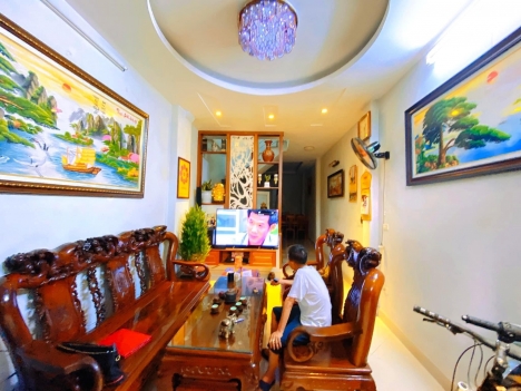 Bán nhà gần HV Bưu chính viễn thông, ĐH Kiến túc, ngõ thông rộng rãi, 36m 5 tỷ