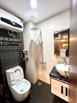 Nhà đẹp ở ngay, cách phố 120m, ngõ 335 Xuân Đỉnh 32m, MT 4.1m, 5 tầng, giá 4.05 tỷ