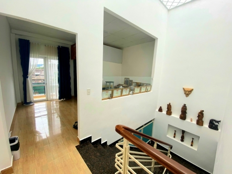 Cần bán căn nhà đẹp trên đường Ngô Quyền, Phường 6, TP. Đà Lạt, giá 9,5 tỷ