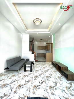 Bán nhà 1 Trệt 1 Lầu 73m2 SHR thổ cư đường ô tô (P. Hoá An)