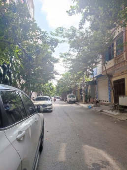 MẶT PHỐ KINH DOANH ,DÂN XÂY CHẮC CHẮN ,AN SINH TỐT BÁN NHÀ VĂN PHÚ HÀ ĐÔNG 5 TẦNG, MẶT TIỀN 4.3 LH