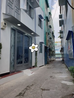 NHÀ PHÚ NHUẬN-HCM - SÁT MẶT TIỀN - NHÀ 2 TẦNG MỚI ĐẸP - NGANG 7M - 6 TỶ