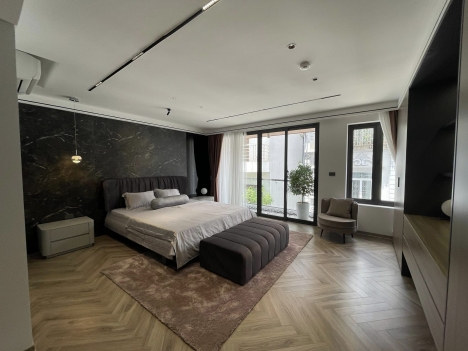 Mặt phố Bồ Đề, Long Biên, KINH DOANH, 70mx7t thang máy, mt rộng, chỉ 13.x tỷ