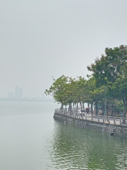 [Siêu hiếm]Nhà đẹp ở ngay ngõ 445 Lạc Long Quân, oto đỗ cửa, 33m/5tầng/5.2tỷ