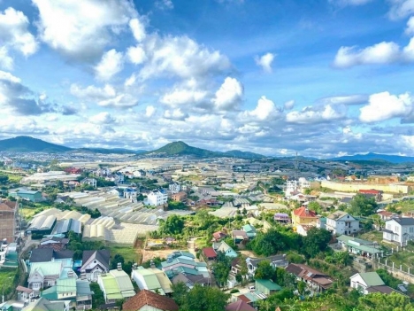 Đất 2MT nở hậu 6m SRXD Tô Hiến Thành