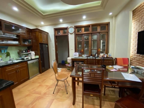 Bán nhà Trần Đăng Ninh, 2 thoáng, gara ô tô, ngõ rộng thoáng , KD, ô chờ thang máy, dân trí cao