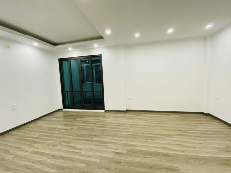 BÁN NHÀ PHỐ CHÍNH KINH DT 44M2 6 TẦNG MT 4.2M GIÁ 7.1 TỶ NHÀ MỚI THANG MÁY GẦN OTO