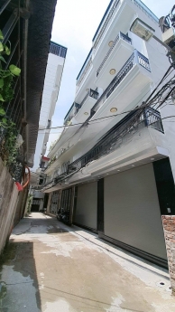 cần bán 10 căn liền kề 35m2 4t giá giao động 2,95 đến 3,75 tỷ ngõ ô tô khu vực ngô gia tự tiện ích