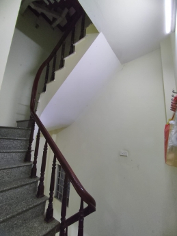 Bán Nhà Mặt Phố Trung Kính - 5 Tầng - Kinh Doanh - Cho Thuê - Ô tô tận nhà. Liên Hệ: