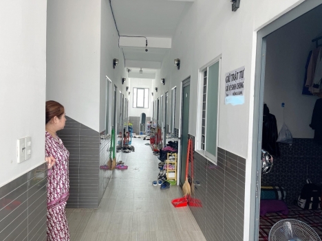 Bán nhà mặt tiền Lê Trọng Tấn - Tân Phú. DT 10 x 50, 5 tầng, 32 PN giá 49.8 tỷ.