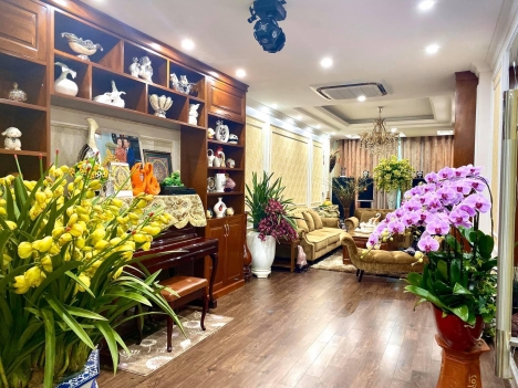 Bán nhà Cầu Giấy, 78m2, 2 thoáng, gara ô tô, ngõ rộng thoáng , KD, ô chờ thang máy, ở sướng