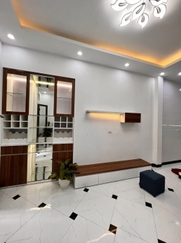 Nhà đẹp, THOÁNG trước sau, 30m OTO, 32m2, gần TIMES CITY, CHỈ 3.2 tỷ.