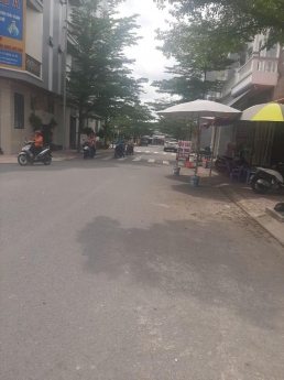 BÁN LÔ ĐẤT MẶT TIỀN KINH DOANH, 72 M2 SHR THỔ CƯ , BÌNH CHUẨN ,THUẬN AN