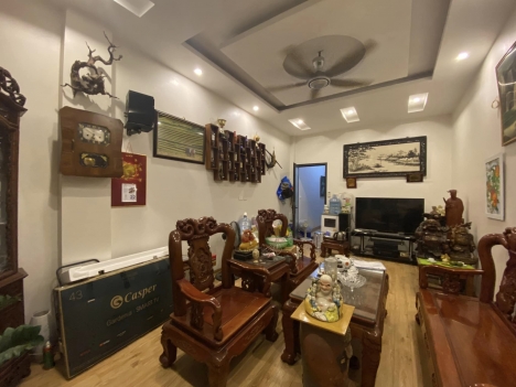 Bán nhà Phùng Chí Kiên DT 60m2, Phân lô, 2 thoáng, 2 Ô tô tránh, Kinh doanh, Sát phố