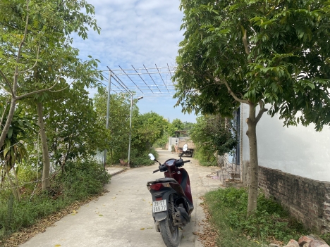 wiu hồ Dược Thượng - Tiên Dược -SS , 93m , đường rộng hơn 4m , ngõ thông , giá nhỉnh 2ty . gọi  em