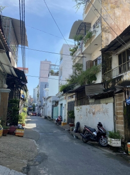 NHÀ 67M2, XE HƠI ĐỖ CỔNG, THOẠI NGỌC HẦU, CHỈ 4 TỶ HAI.