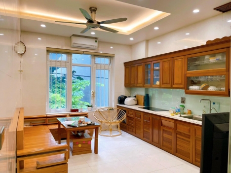 Bán nhà đẹp Ngô Quyền,Hà Đông,DT54x5,Mt4,ô tô,giá 6.9 tỷ