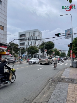 Bán đất lô góc trung tâm Biên Hoà 71m2 SHR thổ cư đường ô tô (P. Hoà Bình)