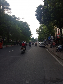 Bán nhà mặt phố Ô Chợ Dừa, phố vip kinh doanh đỉnh, 5 tầng thang máy. DT 65m2 mặt tiền khủng 7m.