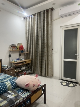 Gấp Bán Giá Rẻ 4 Tầng BTCT , Hẻm xe tải né , Cầu vượt Ngã tư Ga , THạnh lộc , Q12 , sát gò vấp.