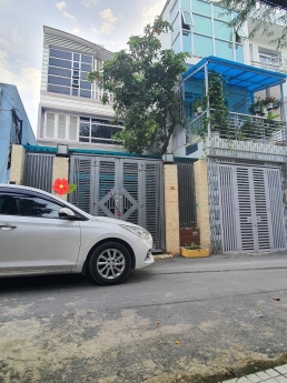 Chính chủ gấp bán , DT 5x13 , 3 tầng BTCT , Ô tô ngủ trong nhà , hẻm thông , Lê Đức Thọ , Gò Vấp.