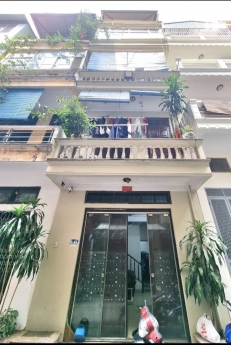 PHÂN LÔ Ô TÔ TRÁNH - KINH DOANH - HAI THOÁNG. NHÀ TRẦN QUỐC HOÀN, CẦU GIẤY 41M2, 5T, MT4M.