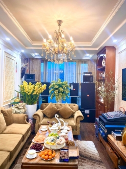 Bán nhà Cầu Giấy, 78m2, 2 thoáng, gara ô tô, ngõ rộng thoáng , KD, ô chờ thang máy, ở sướng