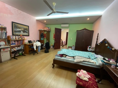 Bán nhà Đường Nguyễn Phong Sắc, 95m2, phân lô, 2 thoáng, ô tô tránh, Kinh doanh, 3 bước ra phố