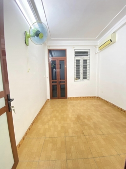 Bán nhà Hoàng Mai,  Hà Nội 40m2 cực đẹp giá  rẻ. mua bán nhà đất , bât dong san Hoàng Mai.