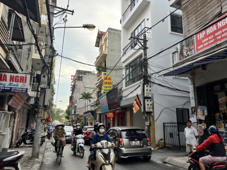 BÁN NHÀ MẶT PHỐ XA LA, LÔ GÓC KINH DOANH SẦM UẤT, 60M x 5T giá 10.5 tỷ: