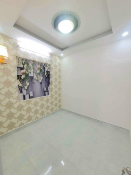 XE HƠI ĐẬU TRƯỚC NHÀ - 3 TẦNG -  NHÀ MỚI Ở NGAY CHỈ GẦN 3 TỶ