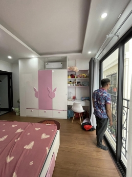 Bán nhà Cự Khối 115m2 x 2 tầng, giá 5.2 tỷ, diện tích khủng, ô tô vòng quanh, thiết kế dáng nhà  Đà